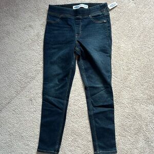 Old Navy Rockstar Super Skinny Jeggings Mid-Rise - New with tags!